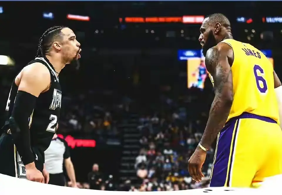 img, 我们还会围, src