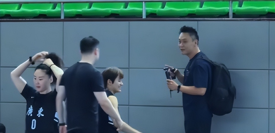 上赛季杨力