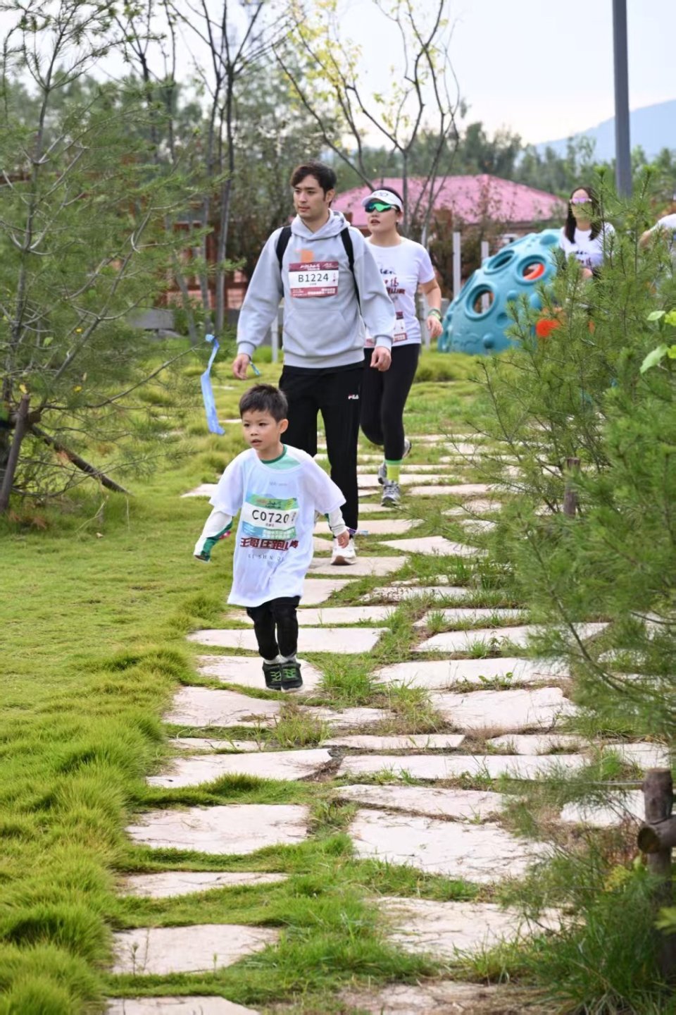西山好物, 部书记 西山好物, 部书记