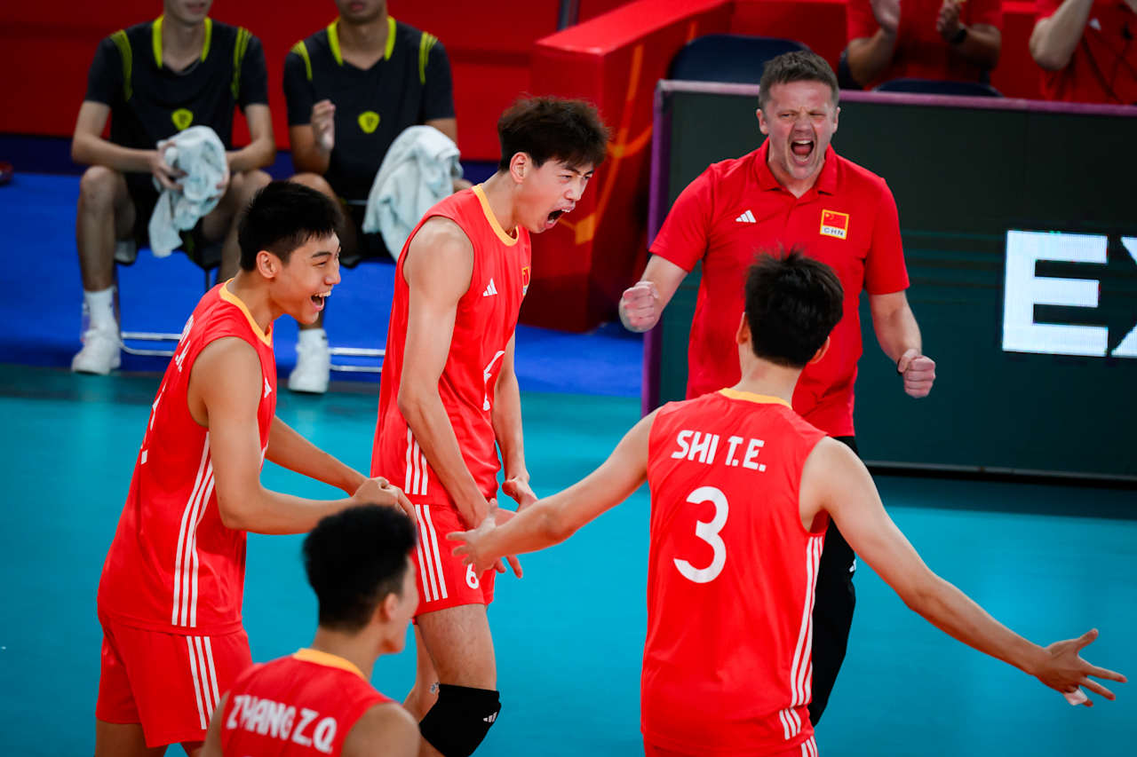 转折点, 自由人一传 转折点, 自由人一传