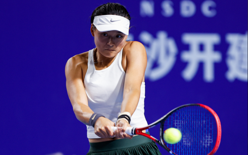 莫娃, 连赢两盘